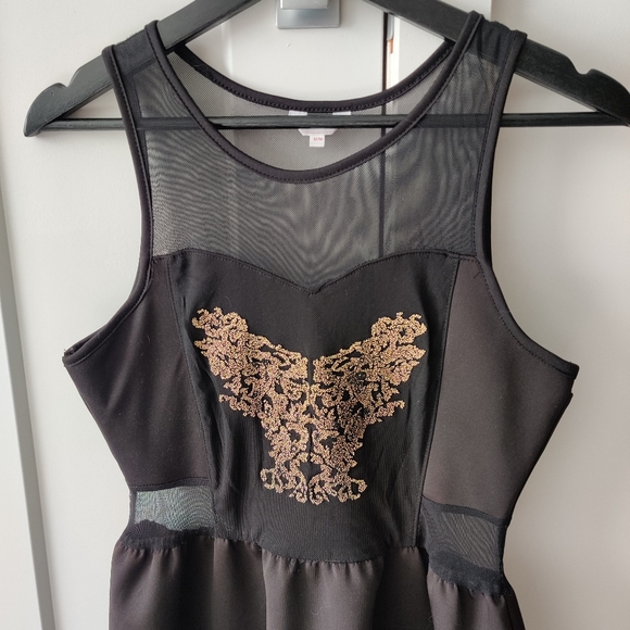 *SOLD* Black dress - Picture 3 of 4